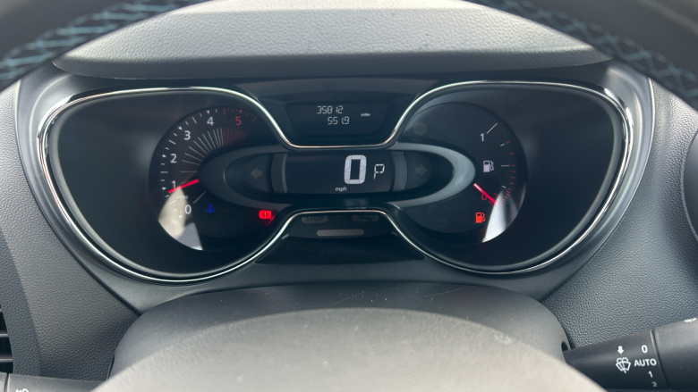 Renault Captur 1.5 dci 90 Iconic II Nav 5dr Auto Diesel Hatchback